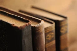Old Books Scented Candle